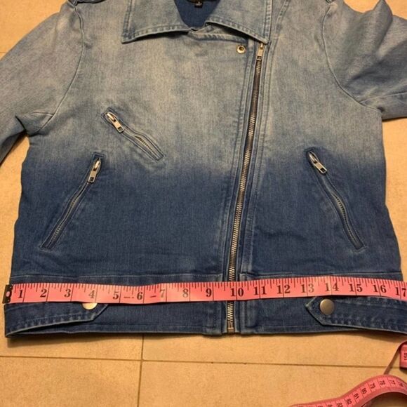FATE by LFD Denim Jacket Blue Medium Wash Long Zipper Pocket Ombre Jean Jacket S - Picture 15 of 15
